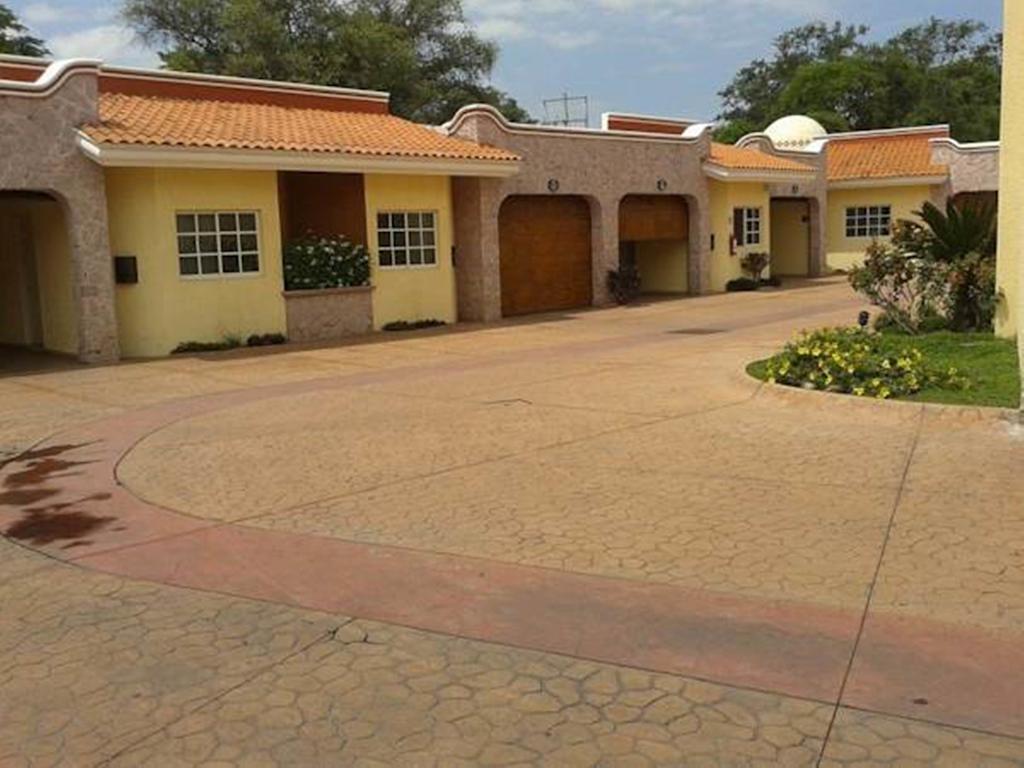 Quinta Las Fuentes Motel Colima Exterior foto